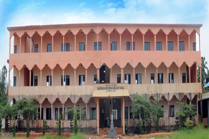 https://cache.careers360.mobi/media/colleges/social-media/media-gallery/20414/2019/4/26/College Building of Lakshmi Soma Bangera Government First Grade College Udupi_Campus-View.PNG